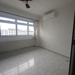 Blk 830 Jurong West Street 81 (Jurong West), HDB Executive #575057391